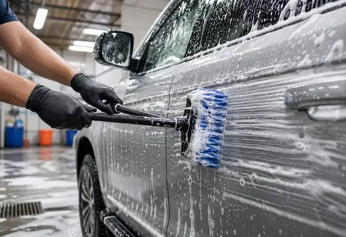 foam-brush-straight-strokes-sedan