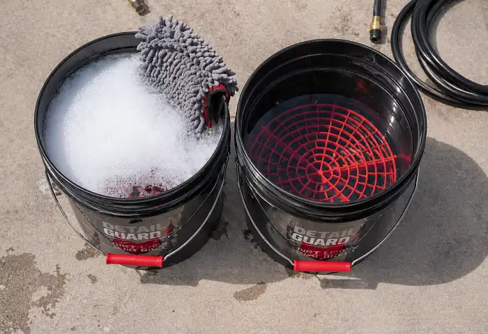 two-bucket-car-wash-method